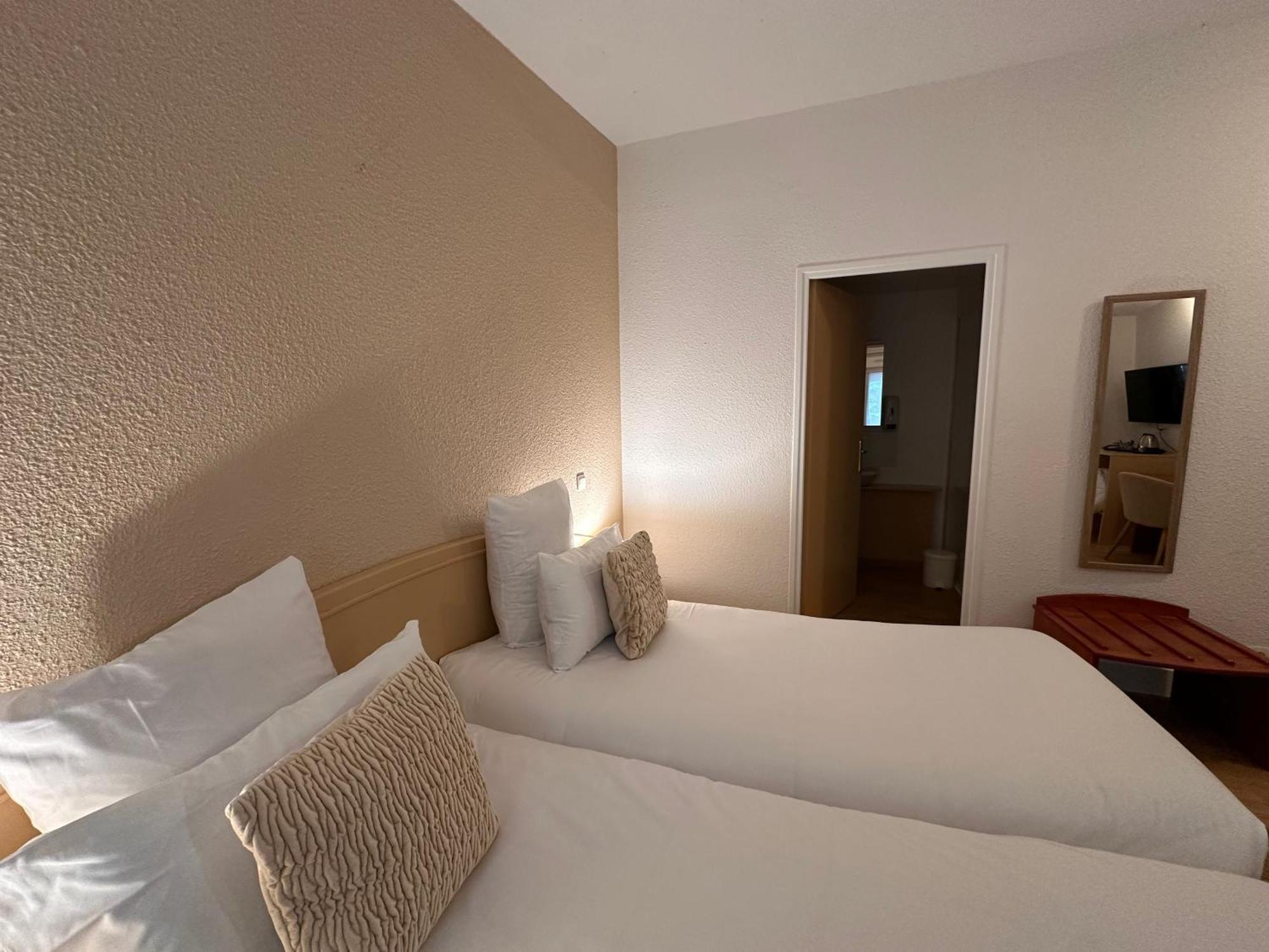 Hotel - Domaine De La Blanchardiere - Le Mans Changé Εξωτερικό φωτογραφία